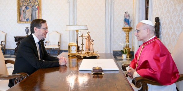 Telefonata tra il Papa ed Herzog, 'porre fine al conflitto'