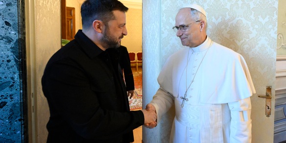 Colloquio tra il Papa e Zelensky, 'si auspica pace giusta e duratura'