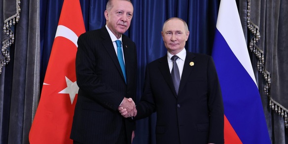 Putin e Erdogan chiedono un 'immediato cessate il fuoco' nel Golfo