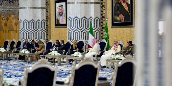 Meloni, Trump? Difendiamo nostri interessi, quando non siamo d'accordo lo diciamo