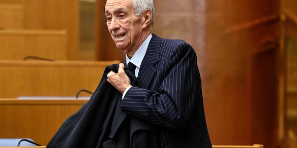 Crisi calcio: Carraro chiede un ct subito, 'scelga il consiglio federale'