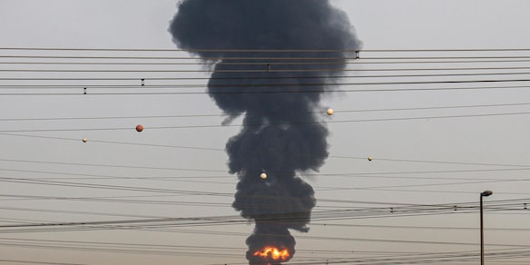 Media, 'droni contro impianti elettrici, petroliferi e desalinizzazione Kuwait'