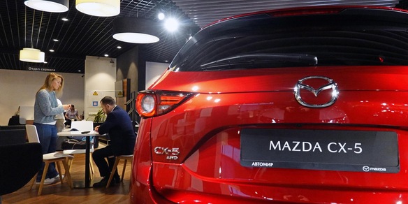 Mazda ferma la produzione di auto per il Medio Oriente