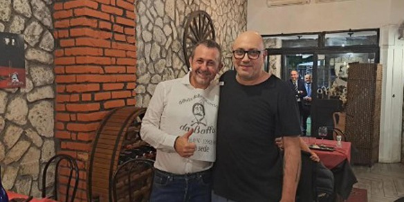 Sequestrato cellulare a Caroccia, a setaccio chat e messaggi