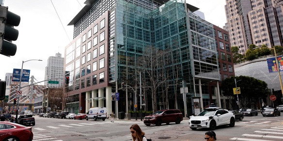 Anthropic vede ricavi per 30 miliardi, amplia accordo con Google e Broadcom