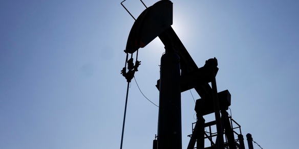 Il petrolio torna a salire, Brent guadagna il 2,4% a 97 dollari