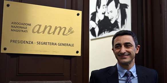 Anm a Meloni, 'lavoriamo insieme contro eccessiva lunghezza processi'