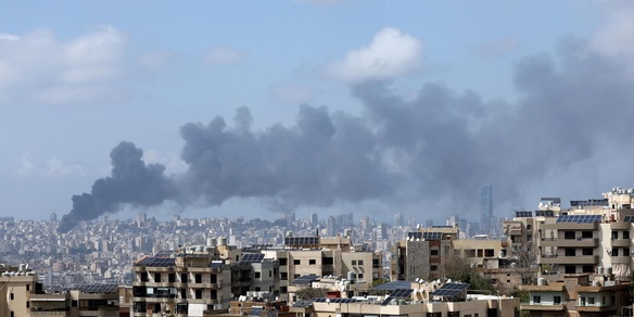 Media, nuovi raid israeliani nel sud del Libano, almeno 11 morti