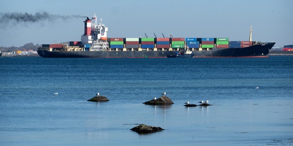 Usa annunciano il blocco di tutti i porti iraniani da domani alle 16 ora italiana