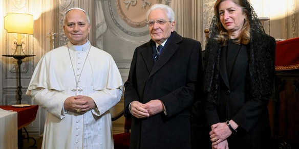 Mattarella al Papa, certo che nessuno rimarrà indifferente al suo appello alla pace