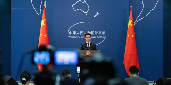 Pechino, la navigazione nello Stretto di Hormuz non subisca ostacoli