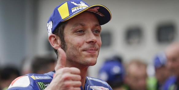 Valentino Rossi, tutti i segreti dalla MotoGP alla nuova vita da gamer ai simulatori: "Sono 'ValentinoRossi2' perché l'1 l'hanno già preso..."
