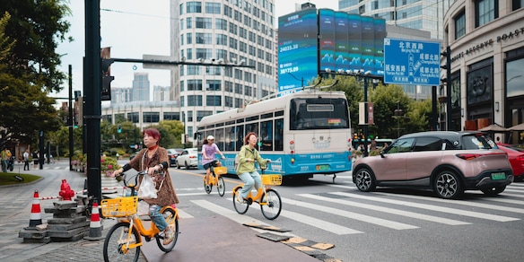 Borsa: Hong Kong in rialzo, Hang Seng +1,10%