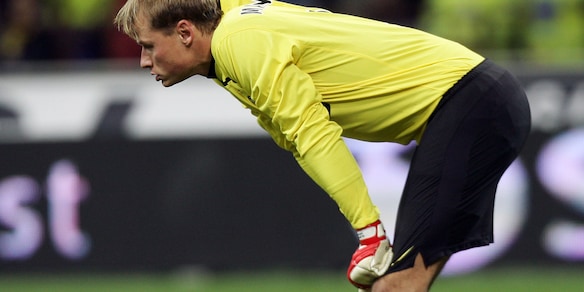 Morto in un incidente stradale a 48 anni l'ex portiere austriaco Manninger