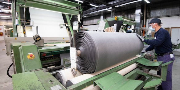 Eurostat, in Italia l'occupazione sale al 62,5% ma è l'ultima in Ue