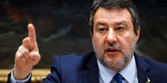 Salvini, 'l'Ue dice di spegnere i riscaldamenti, non sono normali'