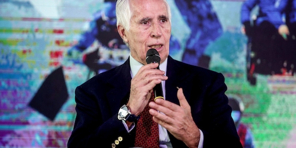 Figc: Malagò domani in Lega A e B, poi incontri ufficiali con altre componenti