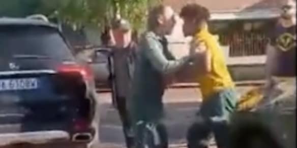 Orban furioso, litiga con un tifoso dopo Verona-Milan: il video virale sul web