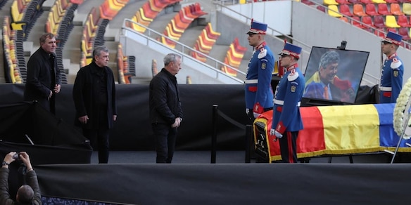 La Romania riparte da Hagi: è lui il successore di Lucescu