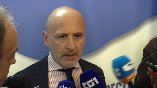 Ausilio: "Bastoni? Se qualcuno lo vuole, i nostri numeri di telefono..."