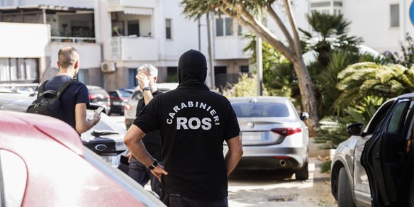 Dossieraggio, sequestrati migliaia di documenti, analisi sui cellulari