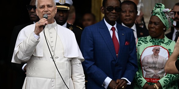 Il Papa nel carcere duro di Bata, umanità per i detenuti