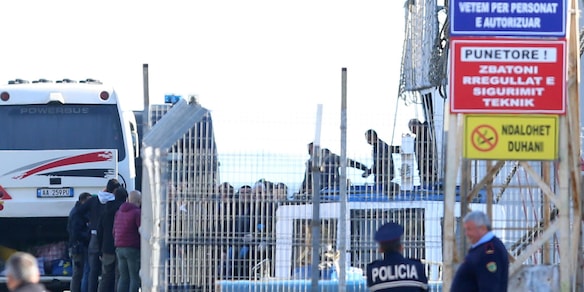 Avv. Corte Ue, 'cpr in Albania conformi, ma tutelare diritti migranti'