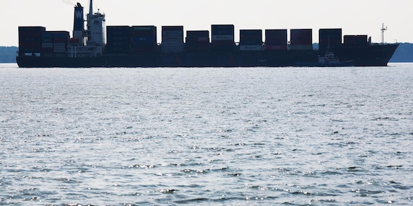 Cnn, Usa pianificano attacchi all'Iran su Hormuz se salta la tregua