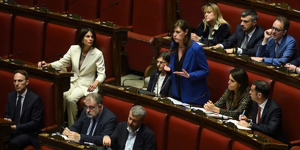 Alla Camera terminata la maratona oratoria sul dl sicurezza,alle 11.30 il voto finale