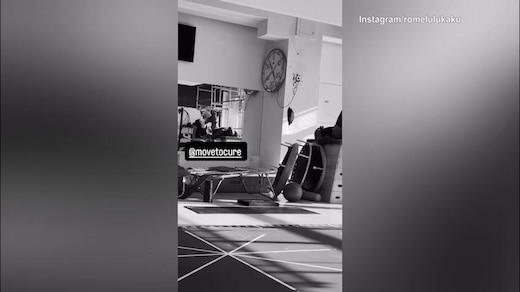 Lukaku si allena in palestra