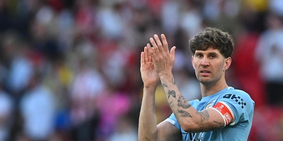 Dopo Silva, anche Stones lascia il Manchester City: l'annuncio