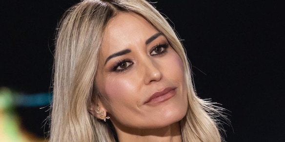 Elena Santarelli a Belve: "Licenziata per aver rifiutato un invito". La confessione su Belen e Pieraccioni