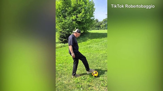 Roby Baggio sbarca su TikTok e spacca...una finestra!