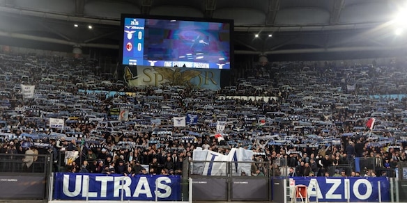 Tifosi della Lazio scatenati per la finale di Coppa Italia: biglietti esauriti in sole 24 ore, così l’Olimpico torna pieno