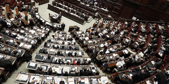 Il Parlamento approva la risoluzione di maggioranza sul Dfp