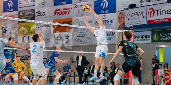 Play Off: Pineto-Tinet, parte la sfida per l'A1