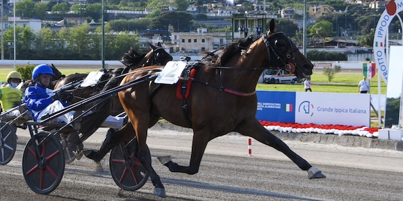 Napoli, Free Time Jepson vince il 77° Gran Premio Lotteria