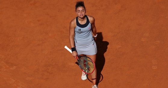 Jasmine Paolini soffre, lotta e piega Jeanjean in rimonta. Poi piange in campo