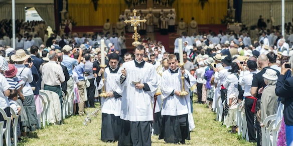 Lefebvriani confermano ordinazioni, nonostante l'alt del Vaticano
