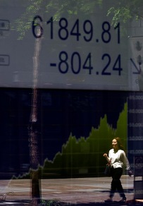 Borsa: Asia in rosso, rallentano le vendite in Cina, future negativi