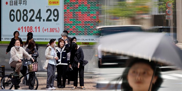 Borsa: l'Asia guarda con cautela agli sviluppi in Iran, timori per i bond