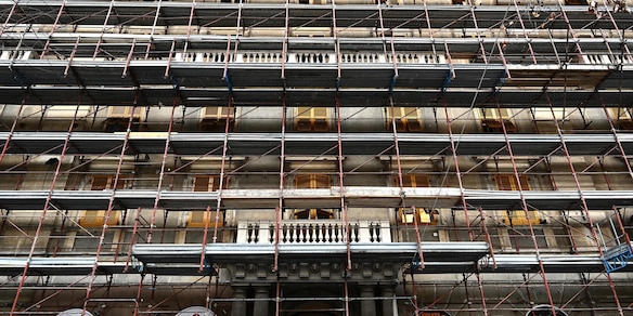 Giù le costruzioni a marzo, il livello più basso da agosto 2025