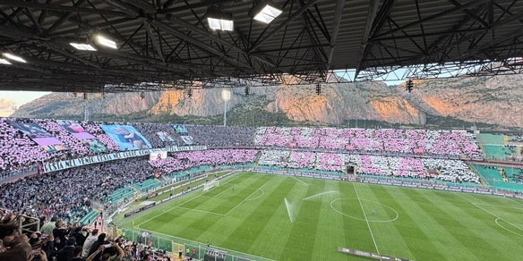 Calcio: tifosi del Palermo omaggiano Alessia La Rosa con una coreografia