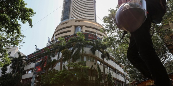 Borsa: Asia in rialzo con il rally dei tecnologici