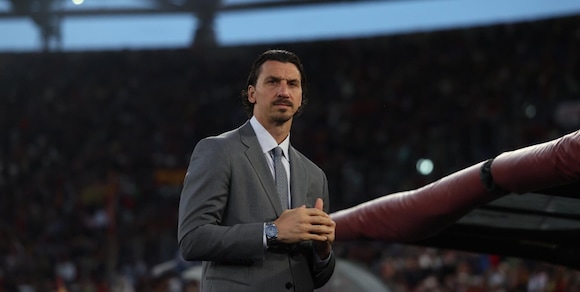 Ibrahimovic ispira la rivoluzione al Milan, poi vola via per un mese: gestirà tutto dagli States