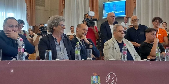 Calcio, Allegri ricorda fra le lacrime Galeone, 'era un precursore'