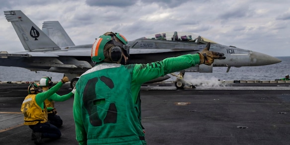 Centcom: 'Nessun velivolo Usa è stato abbattuto dall'Iran'