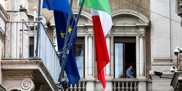 Bruxelles 'promuove' Italia su fisco, banche e mercato del lavoro