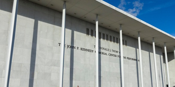 Trump, 'non mi occuperò più del Kennedy Center, lo farà il Congresso'
