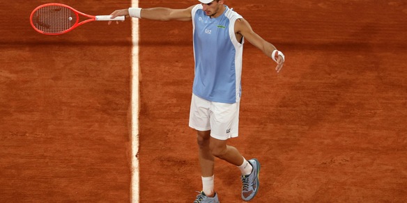 Roland Garros: Berrettini si ritira, semifinale è Arnaldi-Cobolli